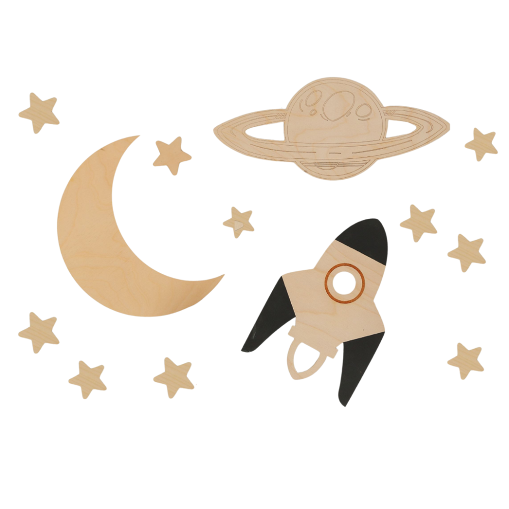 CUTITNOW CUTITNOW Vesmír - Drevená nástenná dekorácia - Mesiac + Saturn + raketa + 10 hviezd