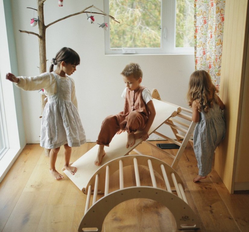 Montessori piklerový houpací lezecký oblouk / houpačka