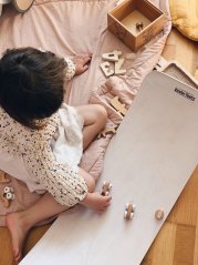 Dřevěná balanční deska kinderboard bílá