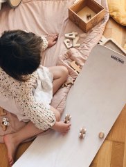 Dřevěná balanční deska kinderboard bílá