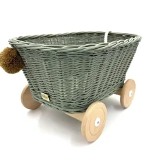 Prútený vozík na ťahanie za šnúrku - olivová