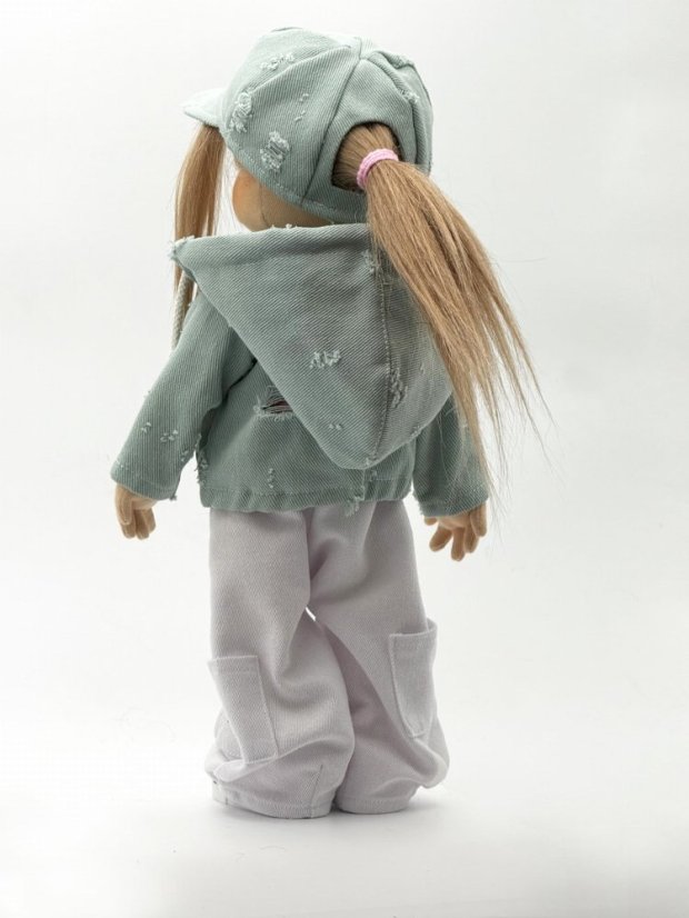 Bábika Beverly 40 cm