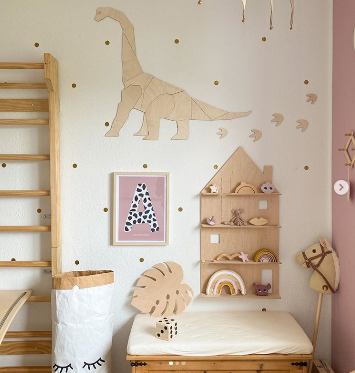 Drevená nástenná dekorácia Origami Diplodocus – dinosaurus do detskej izby