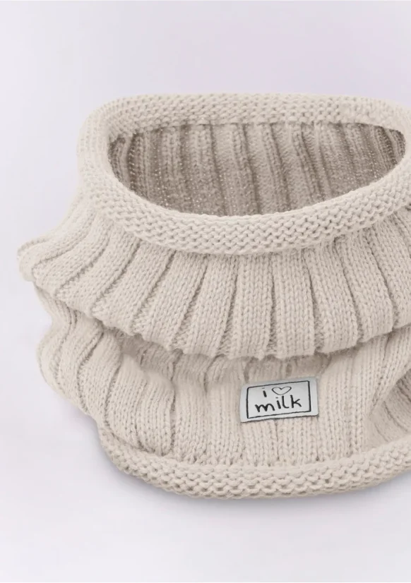 Dětský zimní šátek v béžové barvě