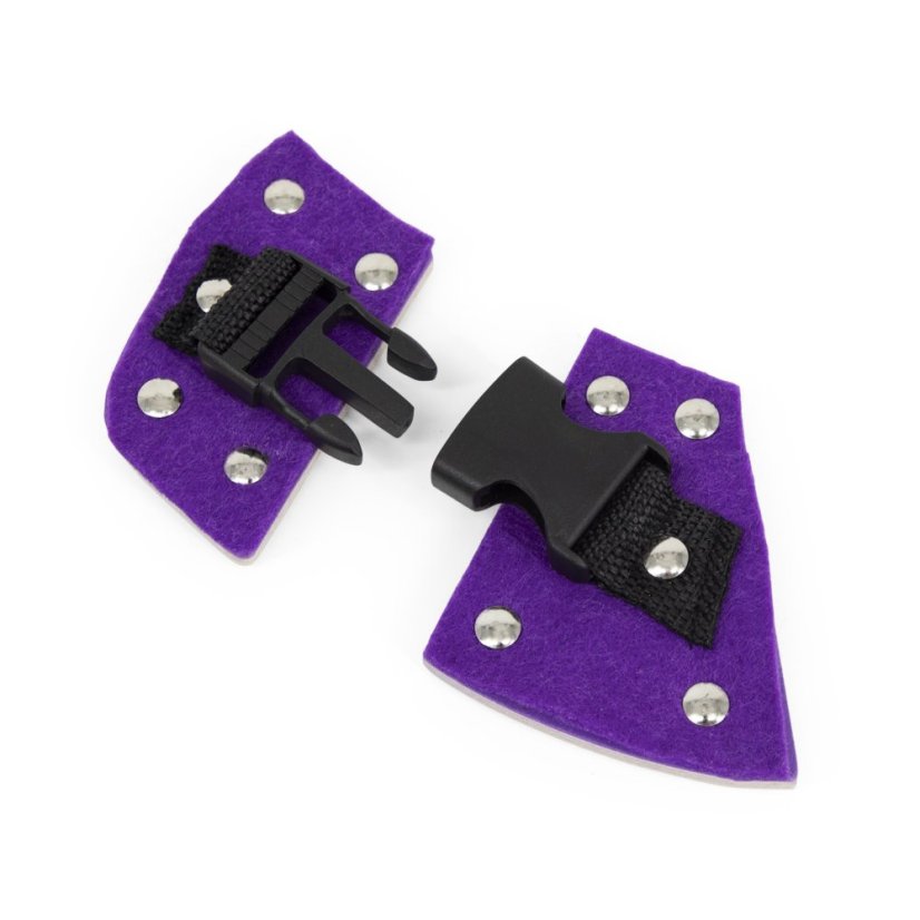 Deska na převlékání s magickými hračkami – dřevěná edukační deska