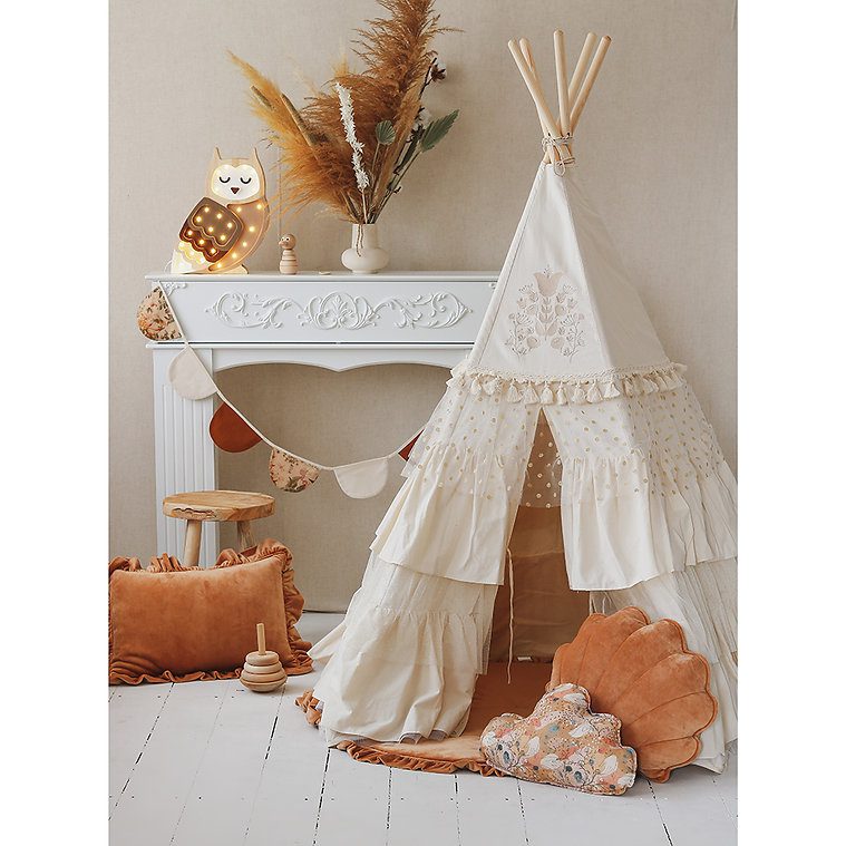 Boho stan teepee s volánky a výšivkou béžový