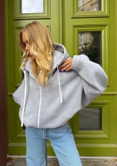 Lilo – šedá oversized mikina na zip s kapucí