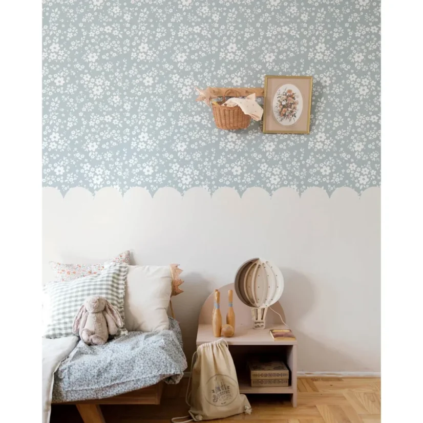 Tapeta modrá lúka s okrajom 280x50 cm