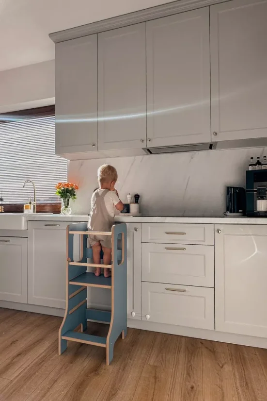 Učiaca veža Montessori pre deti modrá