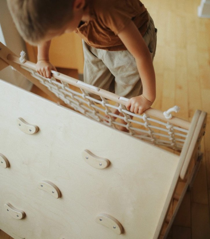 Montessori Piklerový trojitý veľký lezecký trojuholník