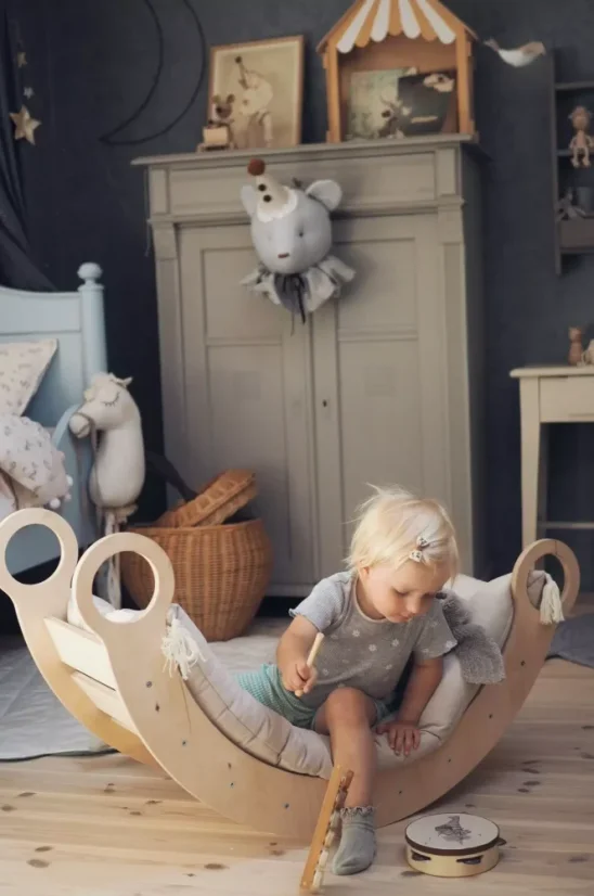 Montessori drevená hojdačka prírodná M - Farba: Šedá