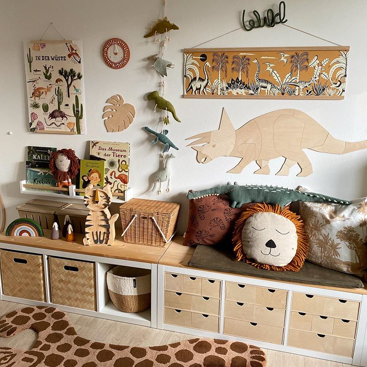 Drevená nástenná dekorácia Origami Triceratops – dinosaurus do detskej izby