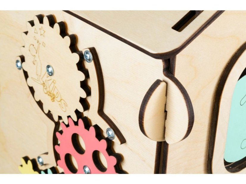 Montessori Activity board domček naturálny