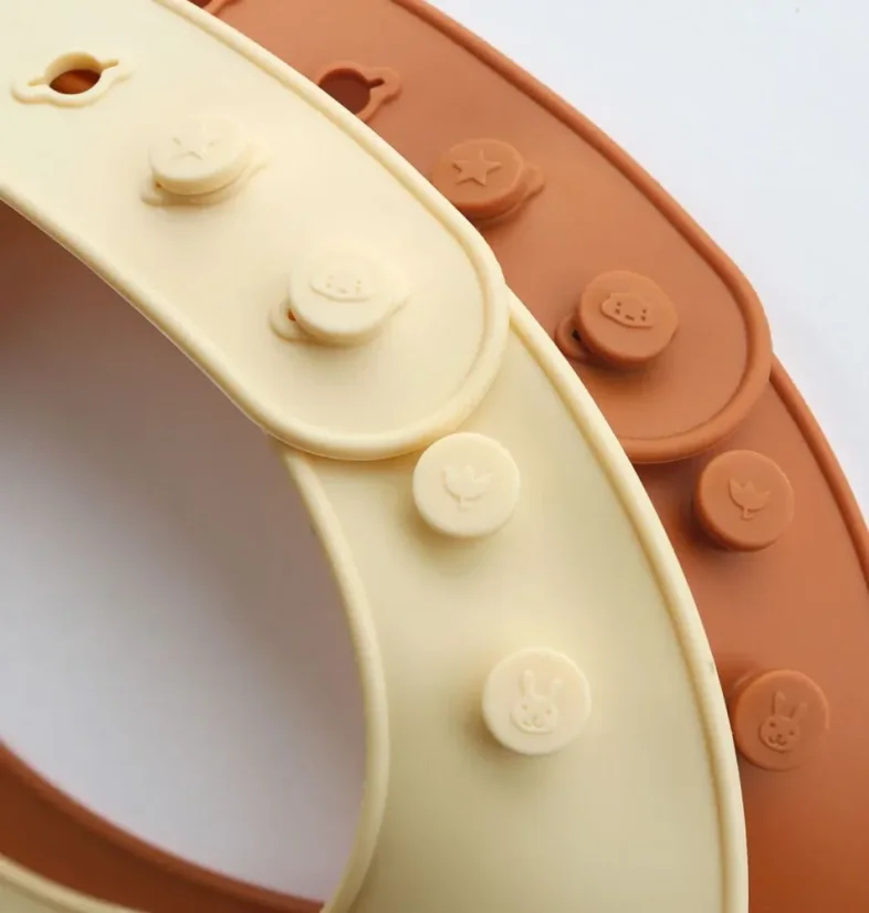 Sada 2 silikonových bryndáků duha