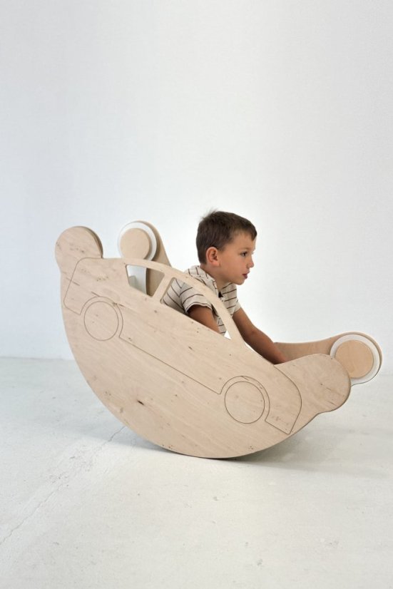 Auto k montessori houpačce malé