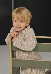 Učiaca veža Montessori pre súrodencov olivová