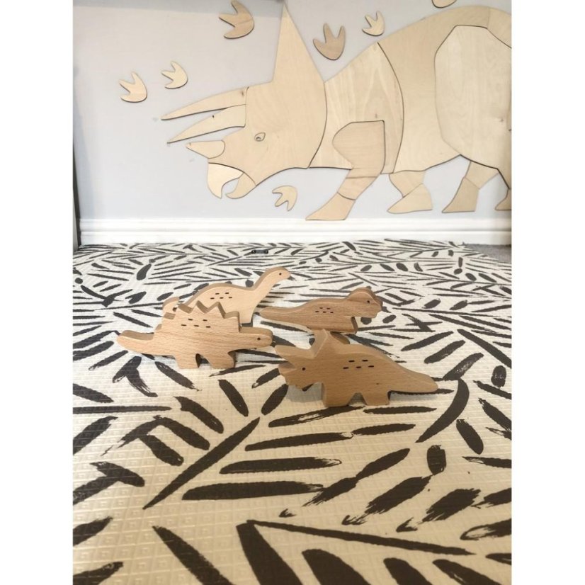 Drevená nástenná dekorácia Origami Triceratops – dinosaurus do detskej izby