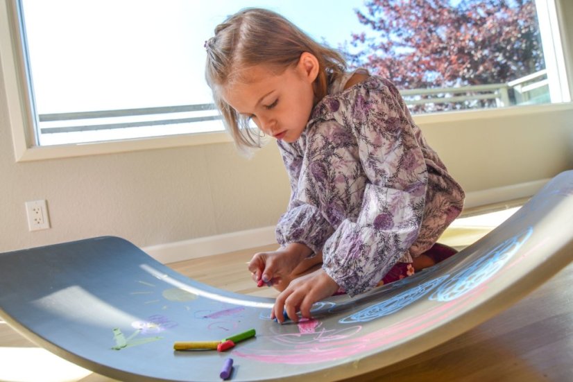 Dřevěná balanční deska kinderboard šedá