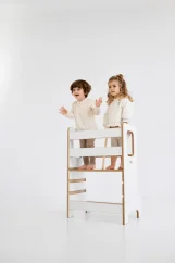 Učiaca veža Montessori pre súrodencov biela