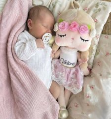 Usínáček - Panenka spící Andílek barevné kvety 48 cm